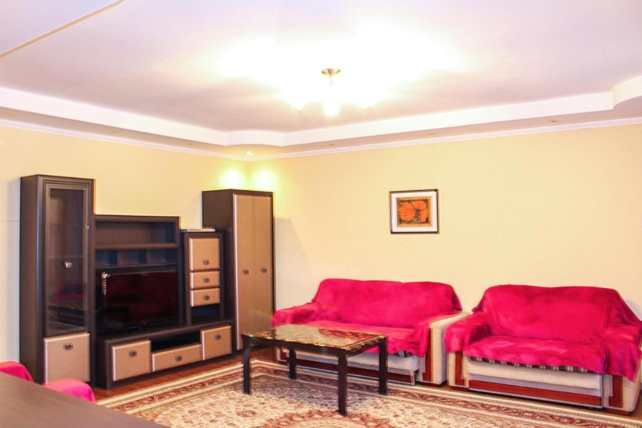 Tolebaeva 65 Apartment Almaty Ngoại thất bức ảnh
